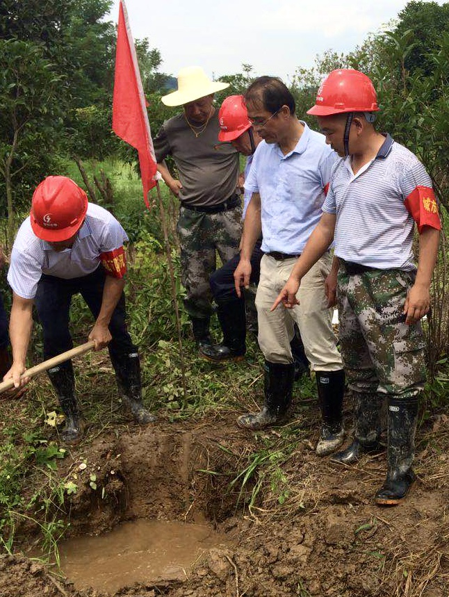 助力防汛抗洪，彰顯企業(yè)擔(dān)當 ---安徽省池州市水電工程局有限公司防汛抗洪工作紀實(圖4)